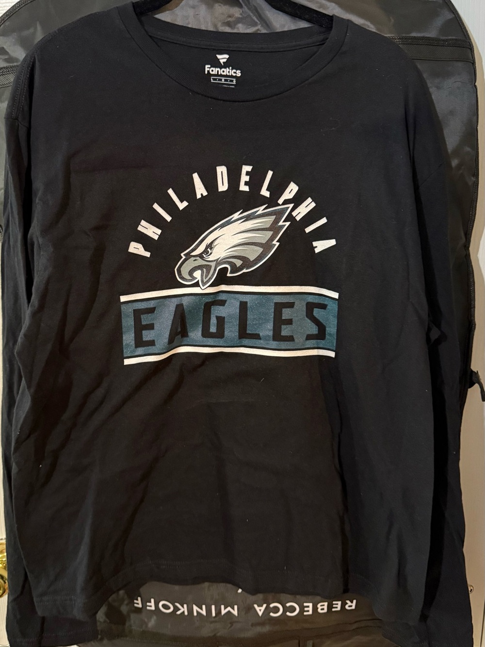 Fanatics Men’s Philadelphia Eagles Black Graphic Long Sleeve Shirt
